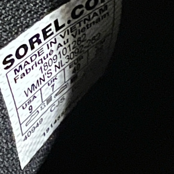 Sorel Waterproof Boots EUC - Picture 8 of 9